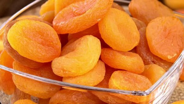 تصویر 1 از قیمت آلو خشک قیسی + خرید باور نکردنی